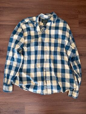 Woolrich Blue and White Plaid Button-Up Shirt